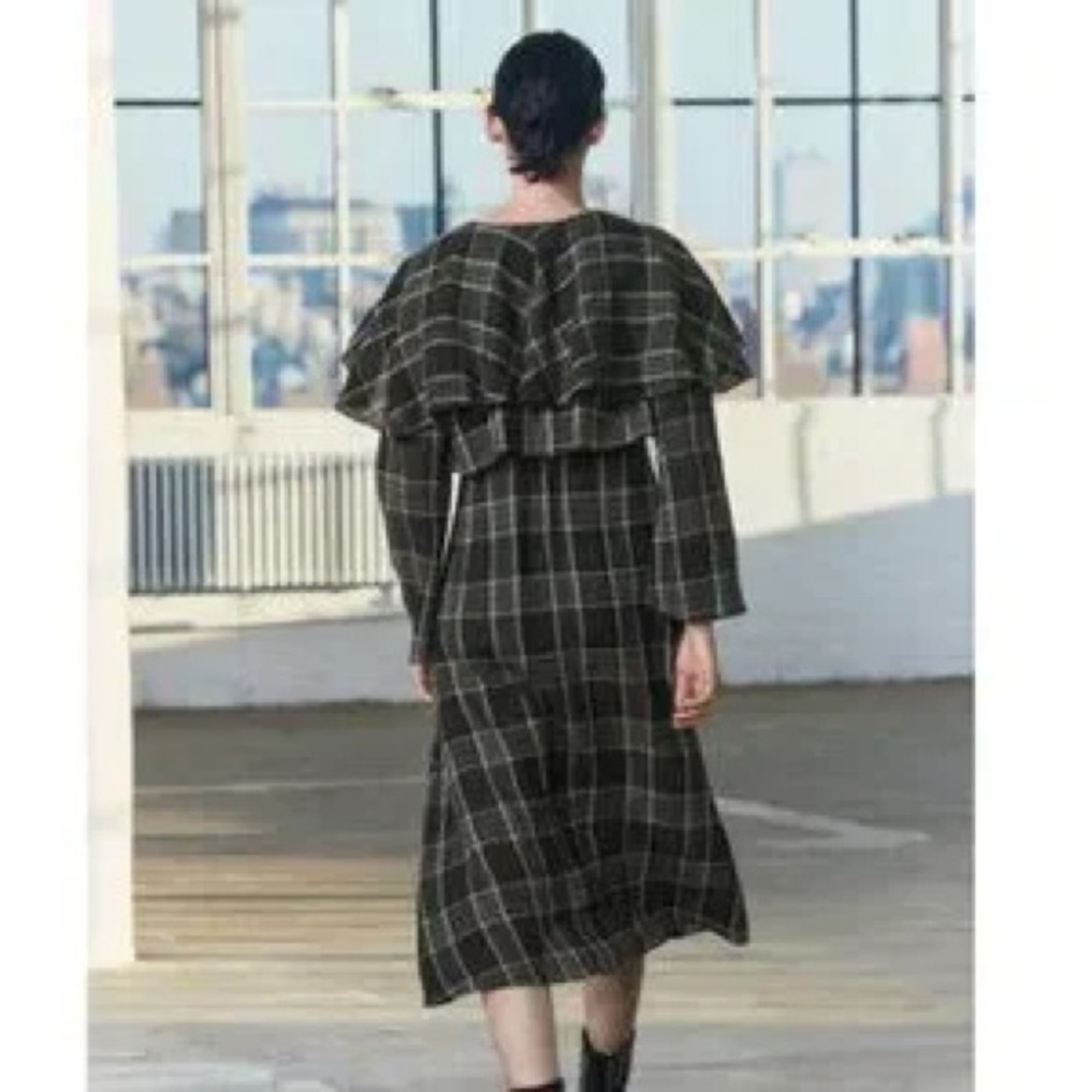 Zara Plaid Ruffle midi Dress - Picture 2 of 2